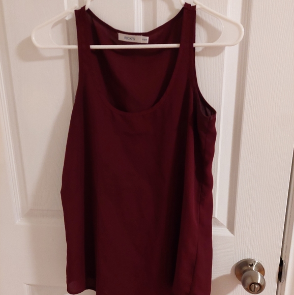 Maroon Sleeveless Blouse - Picture 1 of 1